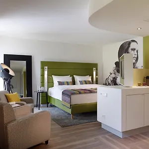 Indigo - - Victoriaplatz By Ihg Отель